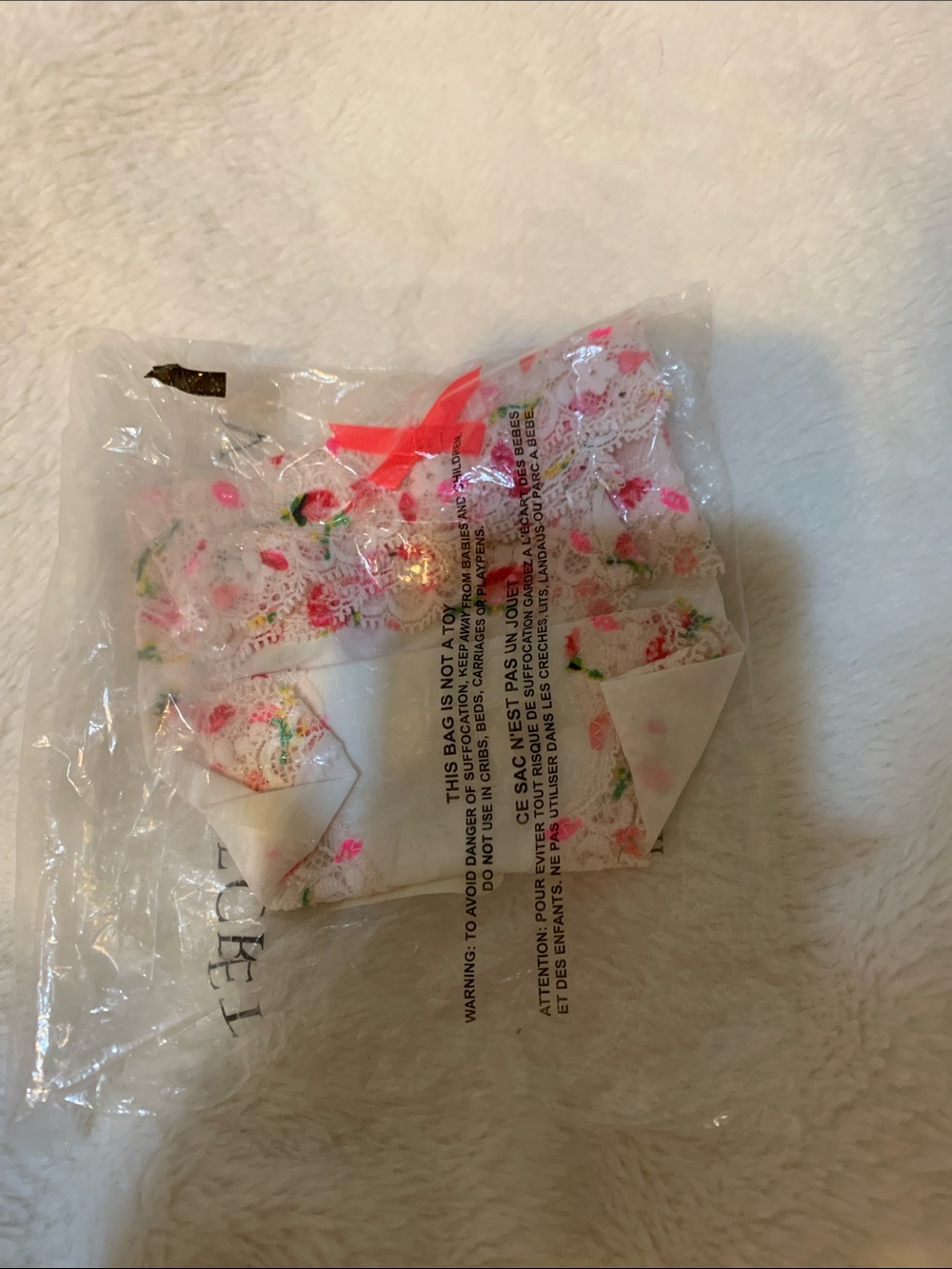 VS dream angel White Floral Lace